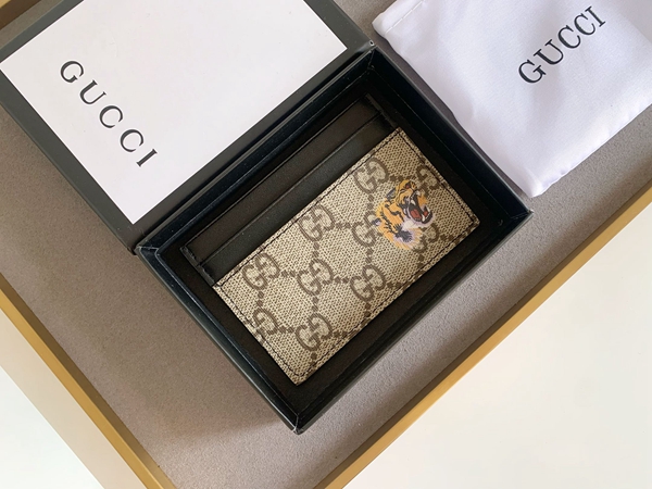 グッチ財布コピー正面デザイン